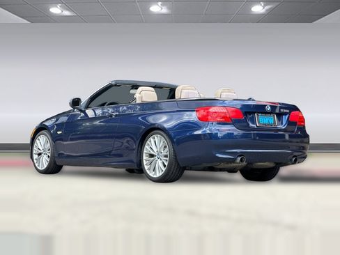 Used 2011 BMW 335i Convertible RWD image 3