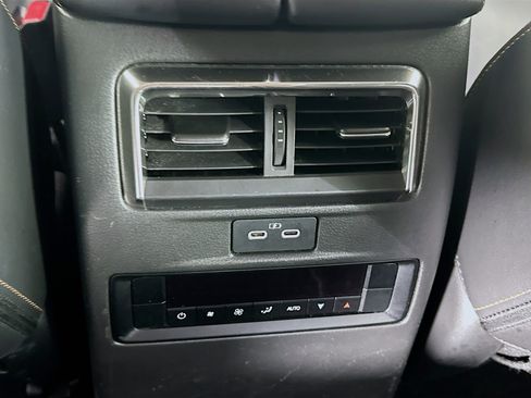 Used 2024 MAZDA CX-90 3.3 Turbo w/ Premium Package AWD/4WD image 29