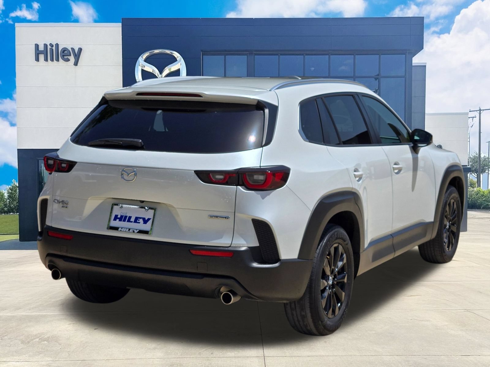 Used 2025 MAZDA CX-50 AWD 2.5 S w/ Preferred Package image 4