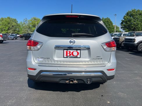 Used 2016 Nissan Pathfinder Platinum AWD/4WD image 4