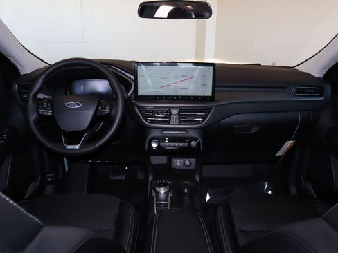 New 2026 Ford Escape SE image 25