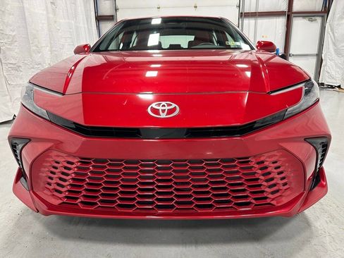 Used 2025 Toyota Camry XSE image 2