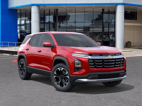 New 2027 Chevrolet Equinox LT w/ Convenience Package II FWD image 7
