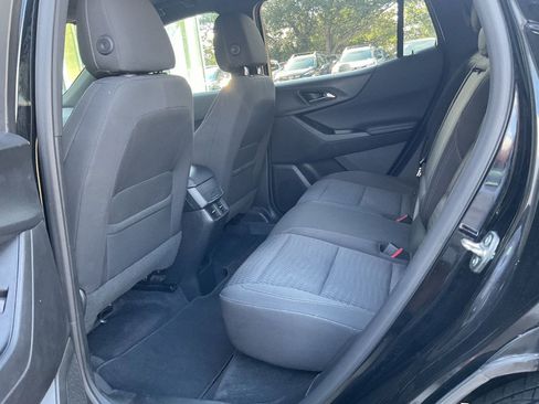 Used 2025 Chevrolet Equinox LT FWD image 9