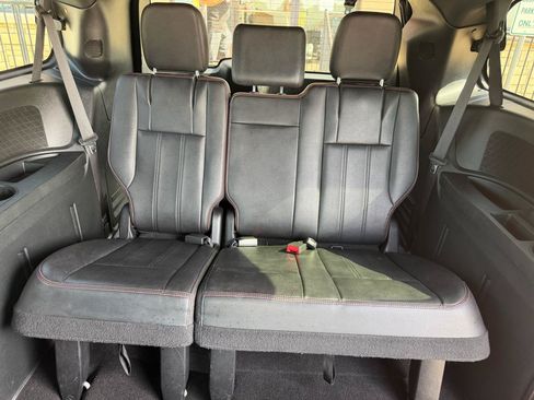 Used 2019 Dodge Grand Caravan GT FWD image 33