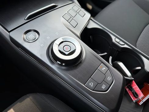 New 2026 Kia Sportage LX FWD image 15