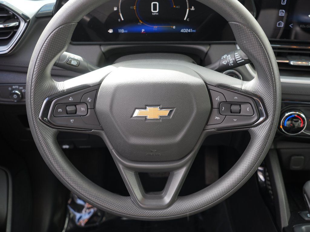 Certified 2024 Chevrolet TrailBlazer LT w/ Driver Confidence Package FWD image 23