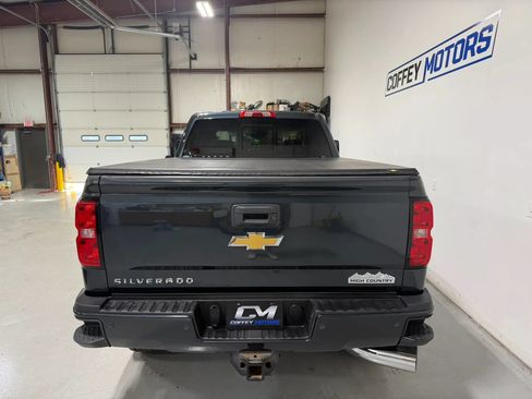 Used 2018 Chevrolet Silverado 2500 High Country w/ Duramax Plus Package AWD/4WD image 5