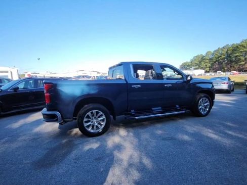 Certified 2019 Chevrolet Silverado 1500 LTZ w/ LTZ Plus Package image 5