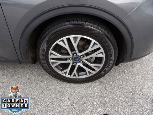 Certified 2021 Ford Escape SEL image 9