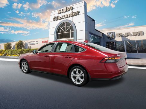 Used 2023 Honda Accord LX image 10