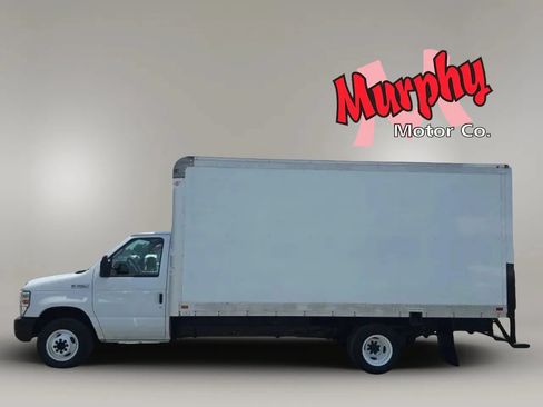 Used 2018 Ford E-350 and Econoline 350 Super Duty w/ Power Windows & Locks Group RWD image 4