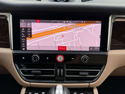 Used 2022 Porsche Macan S AWD/4WD image 22