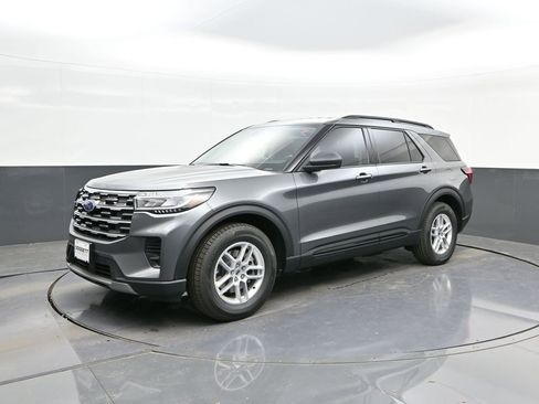 New 2026 Ford Explorer Active RWD image 31