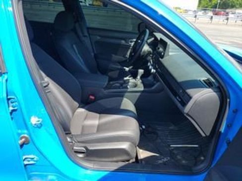 Used 2025 Honda Civic Sport image 11