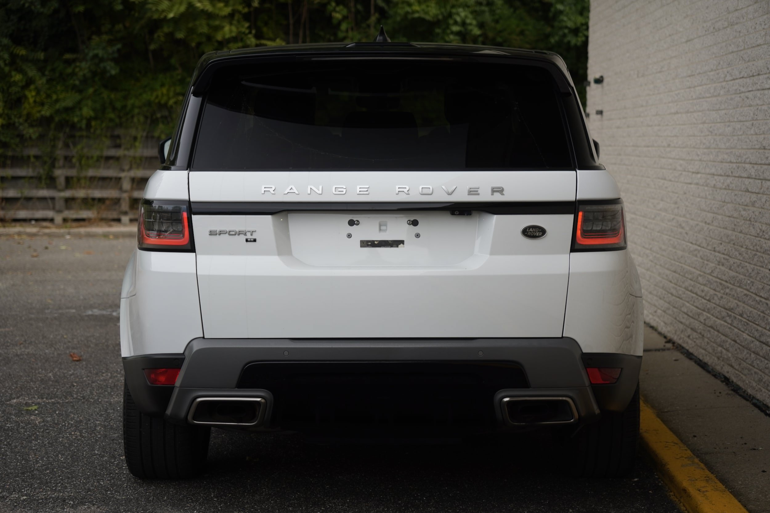 Used 2021 Land Rover Range Rover Sport SE AWD/4WD image 6