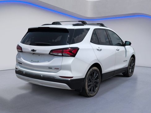 Used 2023 Chevrolet Equinox RS w/ LPO, Floor Liner Package AWD/4WD image 3