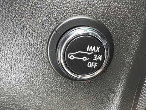 Used 2023 Buick Envision Preferred w/ Sport Touring Package image 25