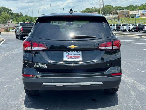 Used 2024 Chevrolet Equinox LT w/ LPO, Floor Liner Package FWD image 4