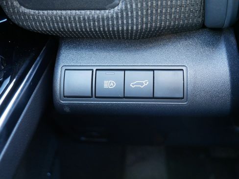 Used 2023 Subaru Solterra Limited image 26