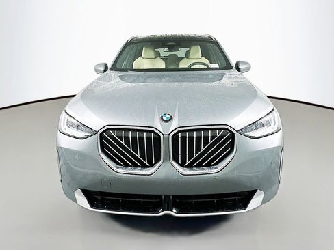 Used 2025 BMW X3 xDrive30i w/ Convenience Package AWD/4WD image 2