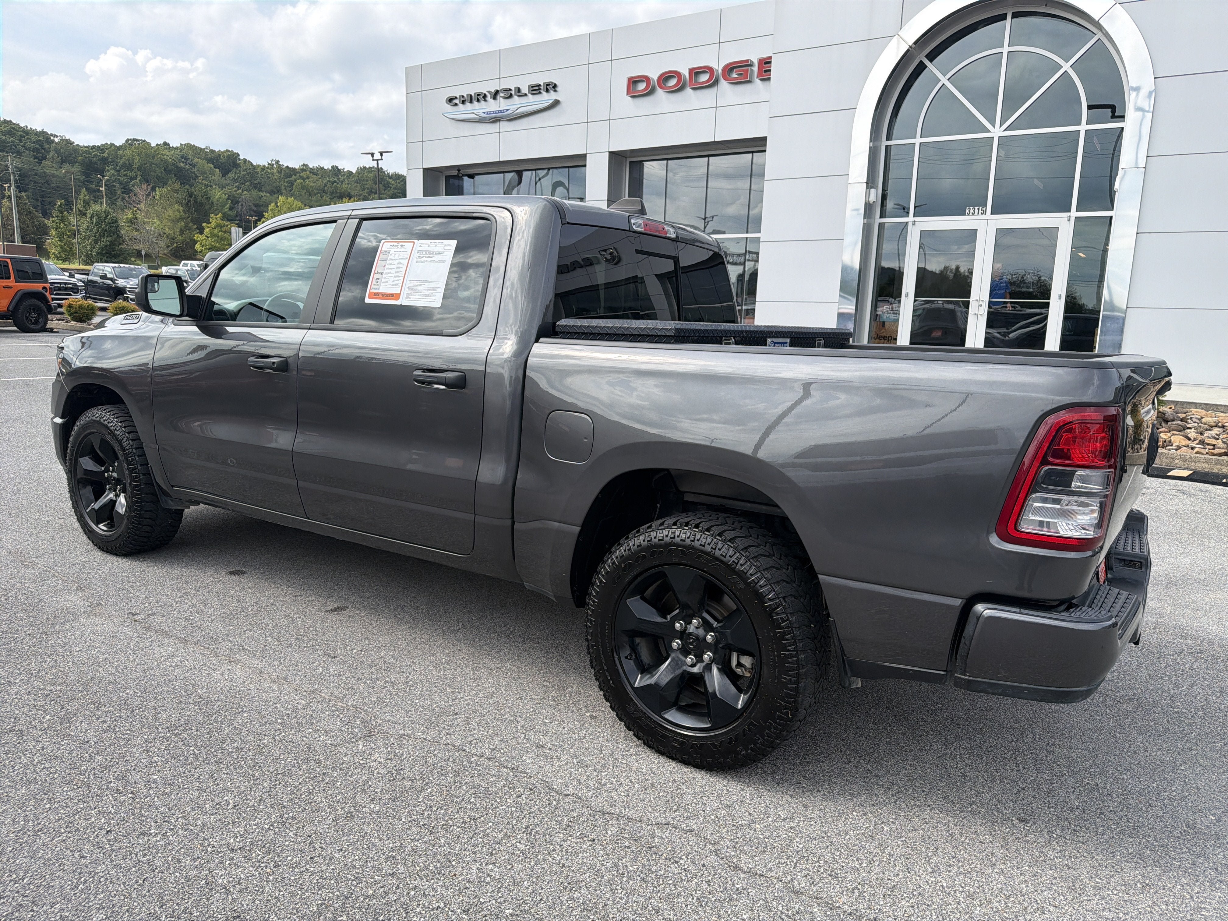 Used 2024 RAM 1500 Tradesman w/ Night Edition AWD/4WD image 10