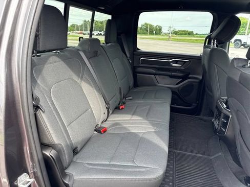 Used 2024 RAM 1500 Big Horn AWD/4WD image 35