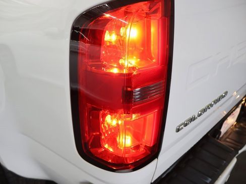 Used 2021 Chevrolet Colorado LT w/ Fleet Safety Package image 26