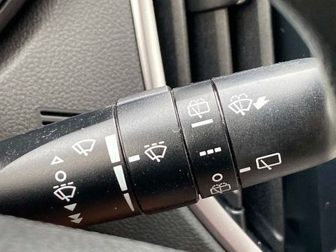 Used 2023 Subaru Forester AWD/4WD image 19