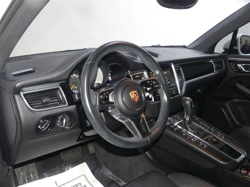 Used 2016 Porsche Macan S AWD/4WD image 24