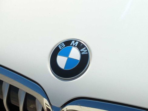 Certified 2022 BMW X7 xDrive40i w/ Executive Package image 12