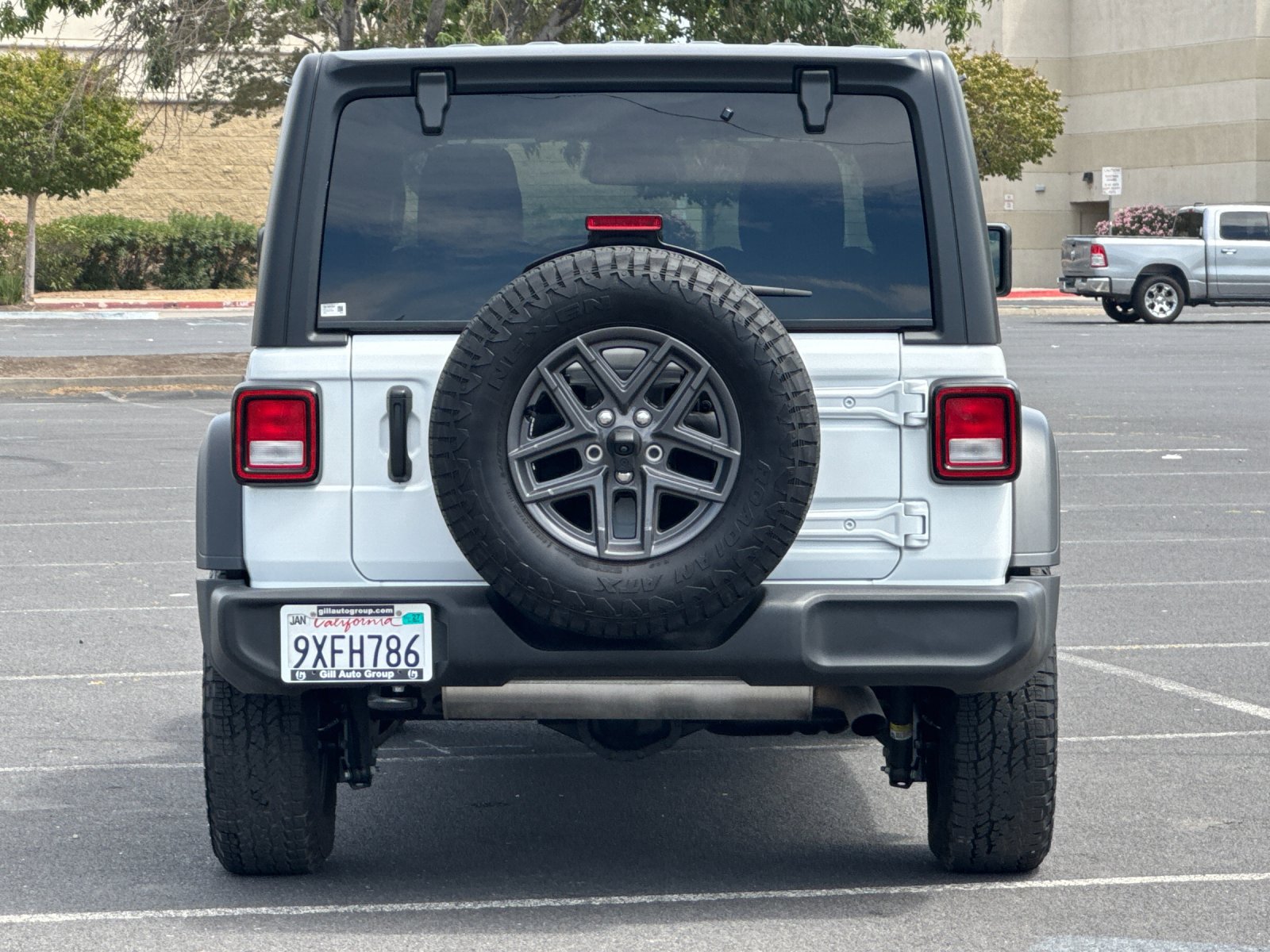 Used 2026 Jeep Wrangler Unlimited Sport AWD/4WD image 5