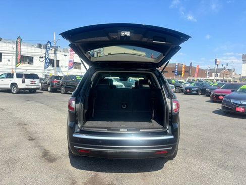 Used 2017 GMC Acadia Limited SLT AWD/4WD image 10