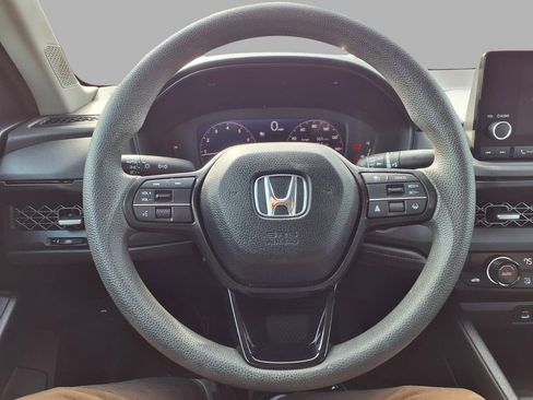 Used 2024 Honda Accord EX image 16