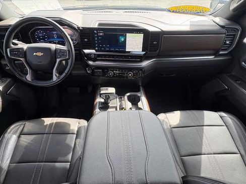Used 2023 Chevrolet Silverado 1500 High Country AWD/4WD image 10