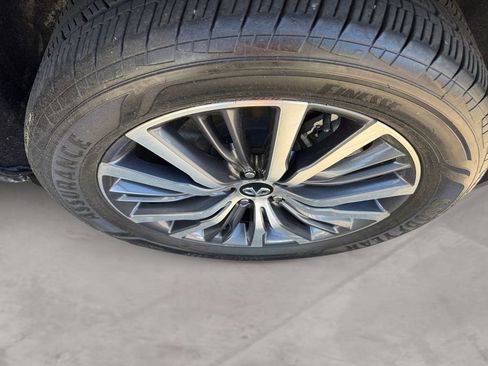 Used 2023 INFINITI QX60 Sensory w/ Cargo Package AWD/4WD image 14