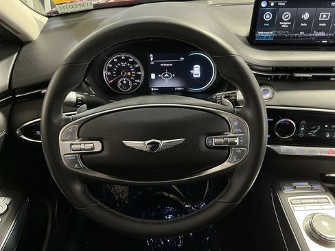 Used 2023 Genesis GV70 2.5T w/ Select Package AWD/4WD image 17