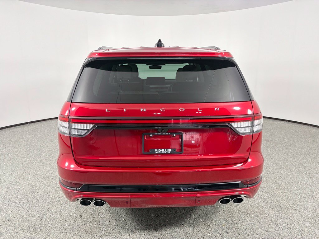 Used 2026 Lincoln Aviator AWD w/ Jet Appearance Package image 6