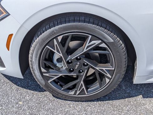 Used 2025 Kia K5 GT-Line w/ GT-Line Premium Package image 11