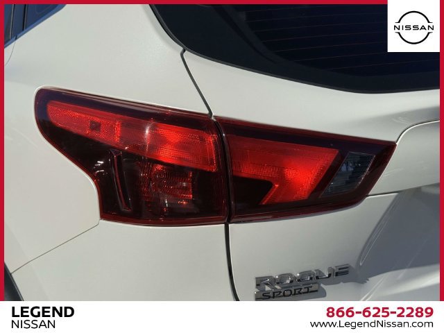 Used 2019 Nissan Rogue Sport SL AWD/4WD image 10