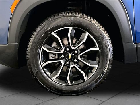 Used 2022 Chevrolet TrailBlazer ACTIV w/ Technology Package AWD/4WD image 11