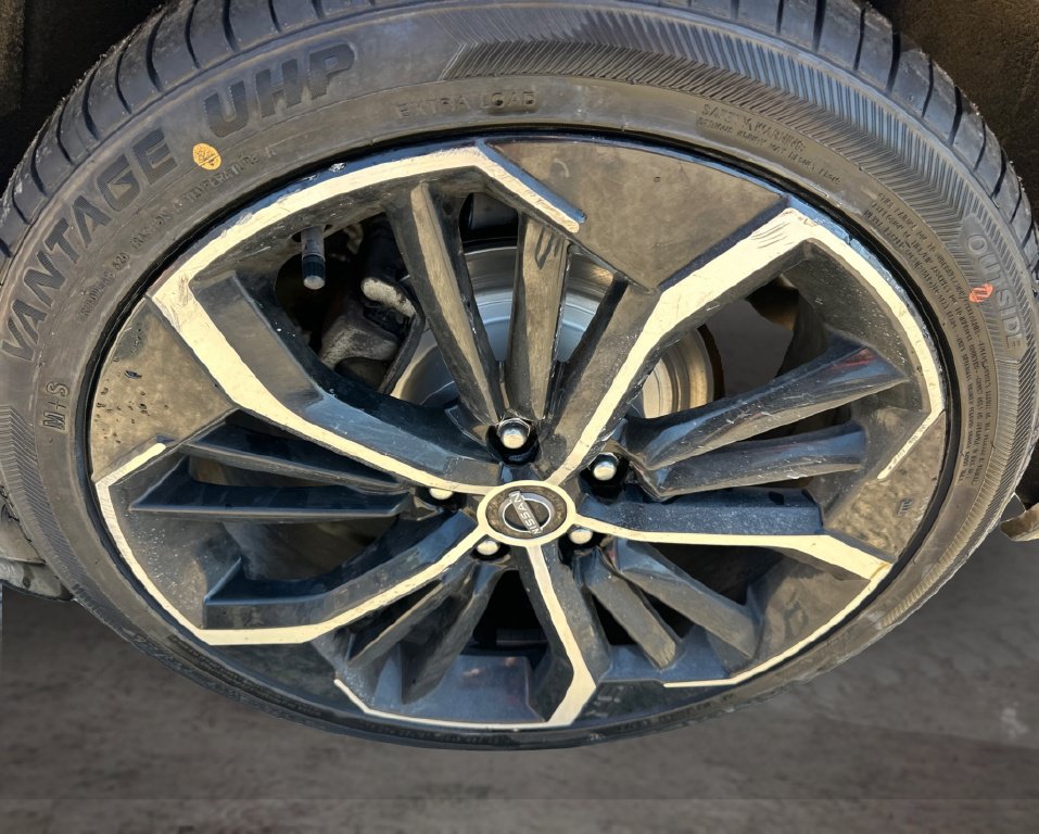 Used 2023 Nissan Altima 2.5 SR FWD image 18