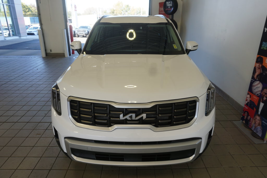 Used 2024 Kia Telluride S AWD/4WD image 15