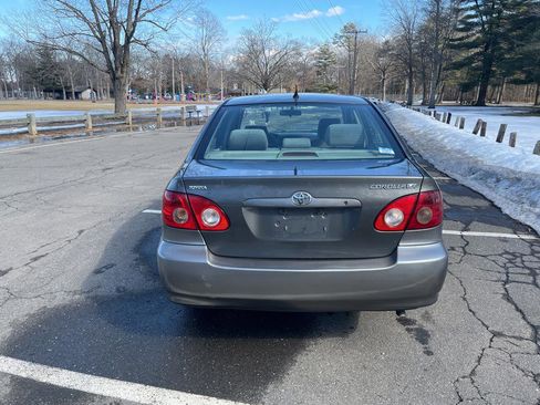 Used 2006 Toyota Corolla LE image 32