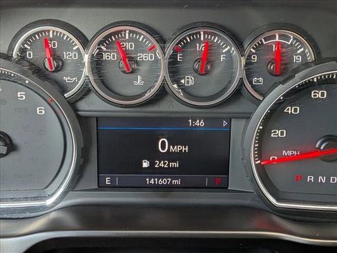 Used 2020 Chevrolet Silverado 1500 LT w/ Texas Edition image 11