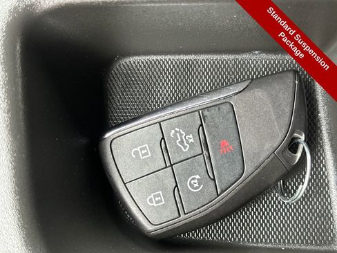 Used 2023 Chevrolet Silverado 1500 LT image 29