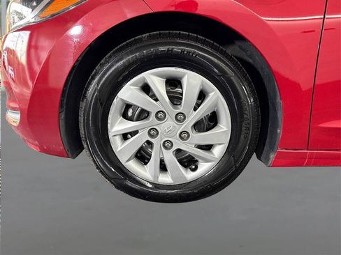 Used 2017 Hyundai Elantra SE FWD image 20