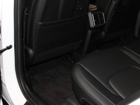 Used 2024 Kia Sportage EX AWD/4WD image 48