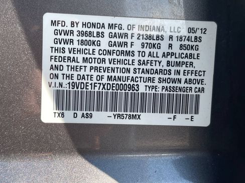 Used 2013 Acura ILX w/ Technology Package FWD image 35