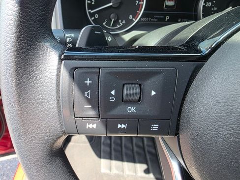 Used 2023 Nissan Rogue SV FWD image 20